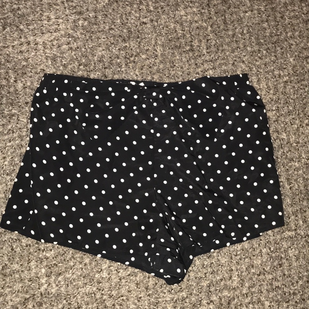 Polka dot Short-Shorts